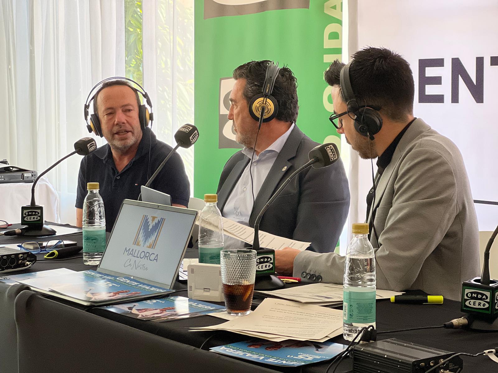 Director comercial de Grupotel: "Los viajeros se sienten como en casa en nuestros hoteles y deciden volver" Director comercial de Grupotel: "Los viajeros se sienten como en casa en nuestros hoteles y deciden volver"