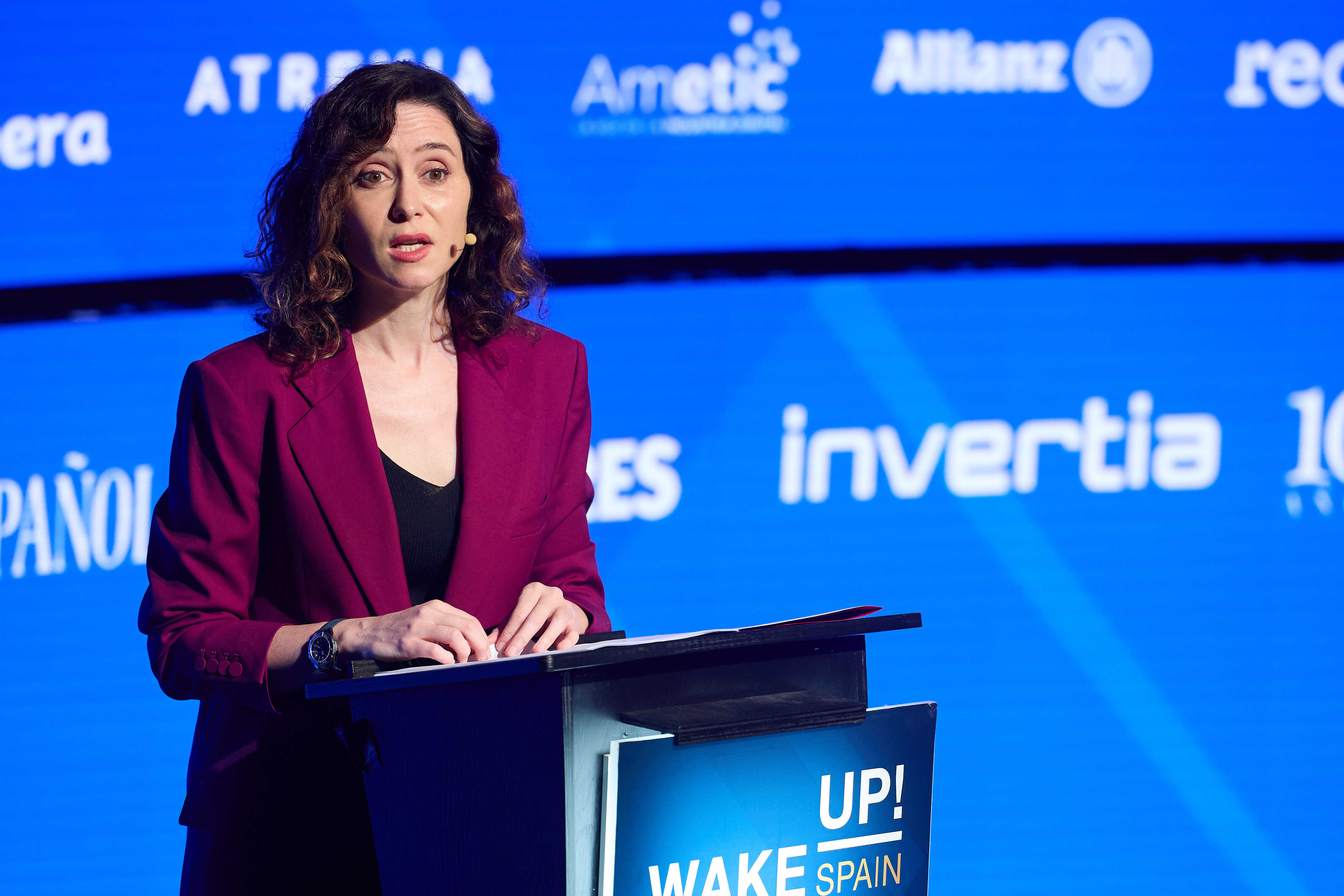 Ayuso critica al Gobierno por endurecer los criterios de las universidades privadas: "Es sectario" Ayuso critica al Gobierno por endurecer los criterios de las universidades privadas: "Es sectario"