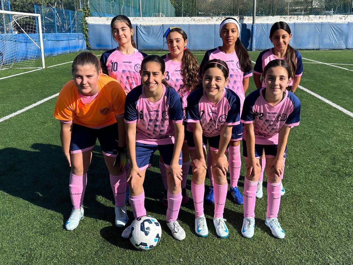 Charlamos con Salva Pérez, entrenador del infantil femenino del FC Marbellí Charlamos con Salva Pérez, entrenador del infantil femenino del FC Marbellí