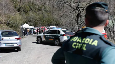 Efectivos de emergencias durante las labores de búsqueda de las víctimas del accidente en la mina de Cerredo en Degaña, Asturias Efectivos de emergencias durante las labores de búsqueda de las víctimas del accidente en la mina de Cerredo en Degaña, Asturias