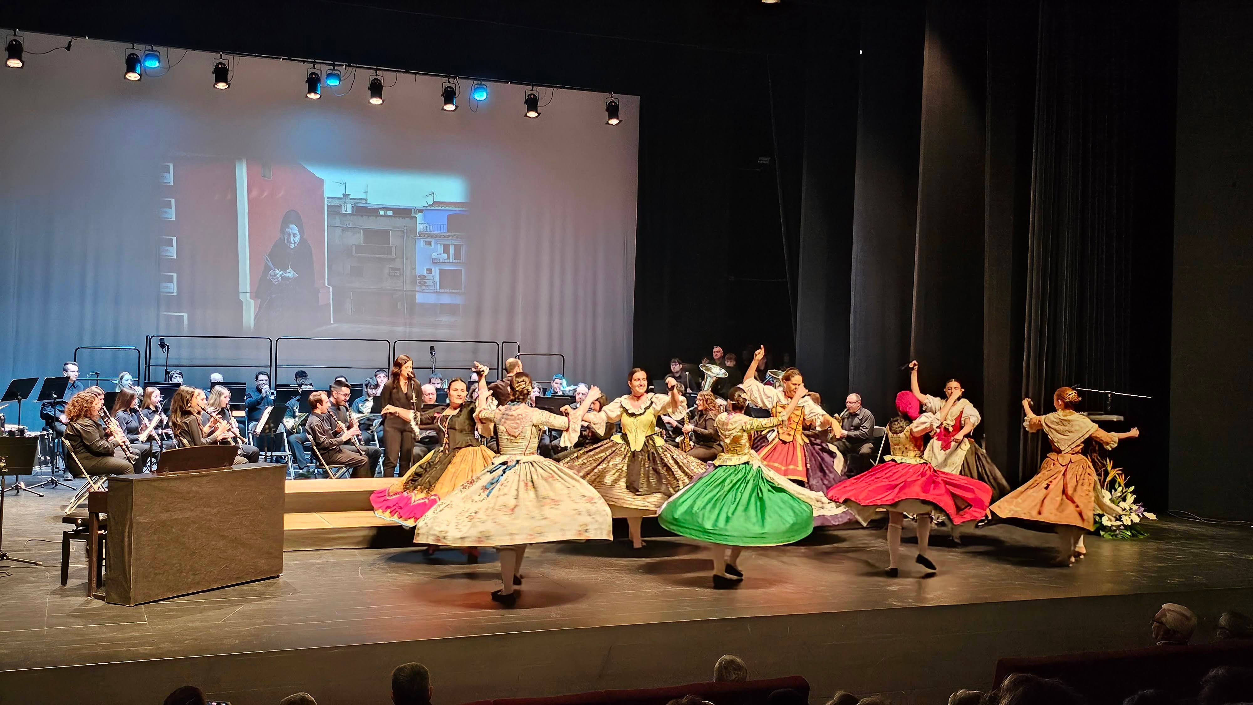 Las asociaciones culturales de La Vila pueden solicitar ya las subvenciones de la Concejalía de Cultura, cuyo importe total asciende a 80.000 euros Las asociaciones culturales de La Vila pueden solicitar ya las subvenciones de la Concejalía de Cultura, cuyo importe total asciende a 80.000 euros