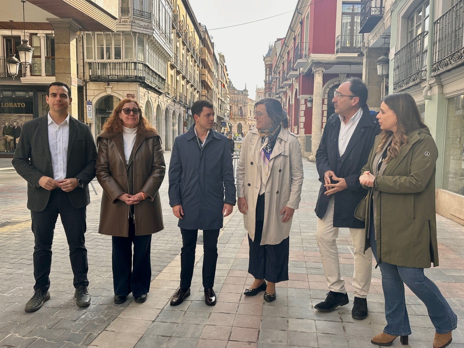 El PP exige la reapertura al tráfico en Don Sancho y La Cestilla o votará en contra de cualquier Ordenanza de Zona de Bajas Emisiones El PP exige la reapertura al tráfico en Don Sancho y La Cestilla o votará en contra de cualquier Ordenanza de Zona de Bajas Emisiones
