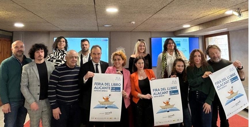 La Feria del Libro de Alicante 2025 abre sus casetas en el Espacio Séneca hasta el domingo La Feria del Libro de Alicante 2025 abre sus casetas en el Espacio Séneca hasta el domingo