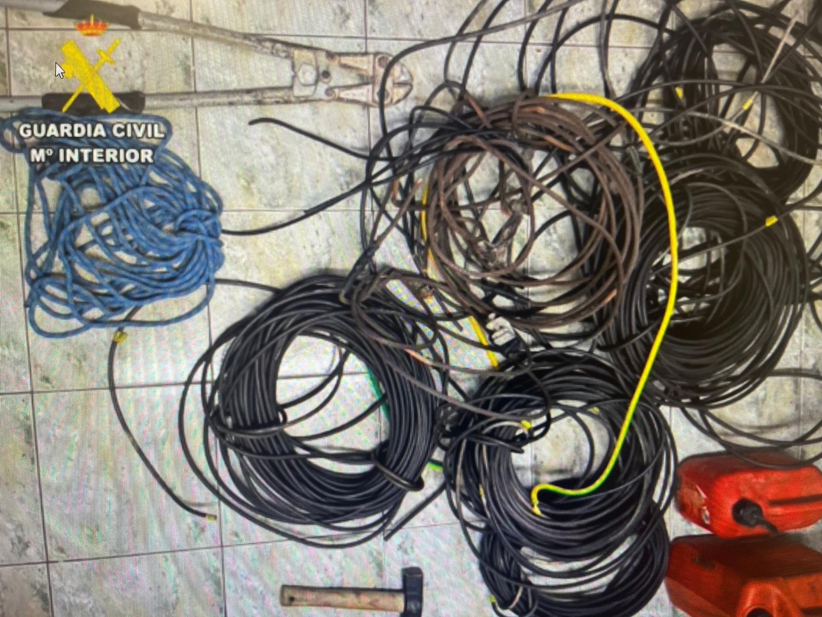 Dos detenidos en Huesca por robar en el embalse de La Sotonera y en Walqa Dos detenidos en Huesca por robar en el embalse de La Sotonera y en Walqa