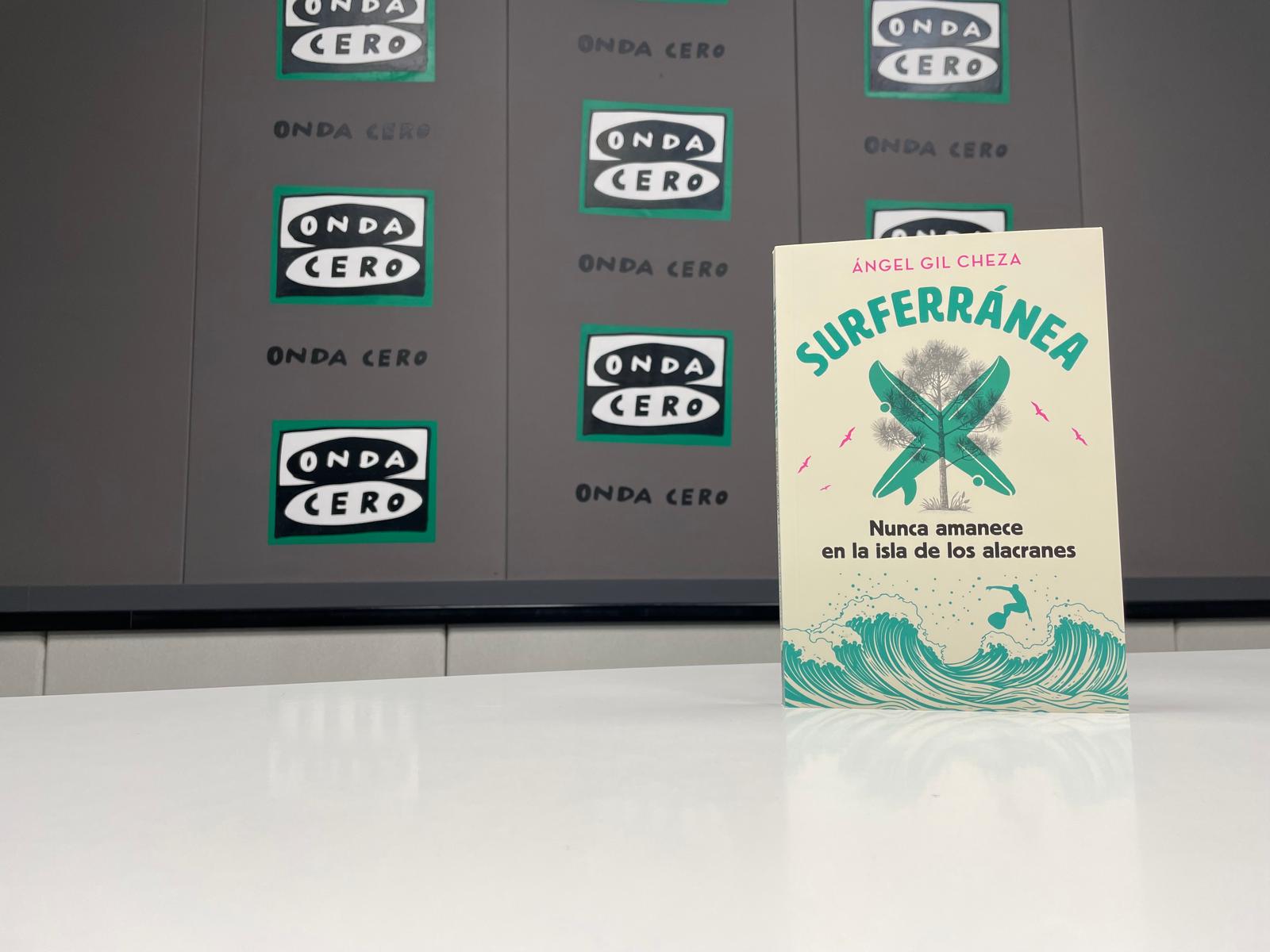 El escritor de Vila-real estrena la primera novela de una trilogía para público juvenil El escritor de Vila-real estrena la primera novela de una trilogía para público juvenil