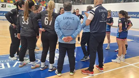 El Lobas durante un tiempo muerto El Lobas durante un tiempo muerto