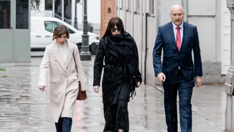 La expareja de Ábalos, Jéssica Rodríguez, a su llegada al Tribunal Supremo, a 27 de febrero de 2025. La expareja de Ábalos, Jéssica Rodríguez, a su llegada al Tribunal Supremo, a 27 de febrero de 2025.