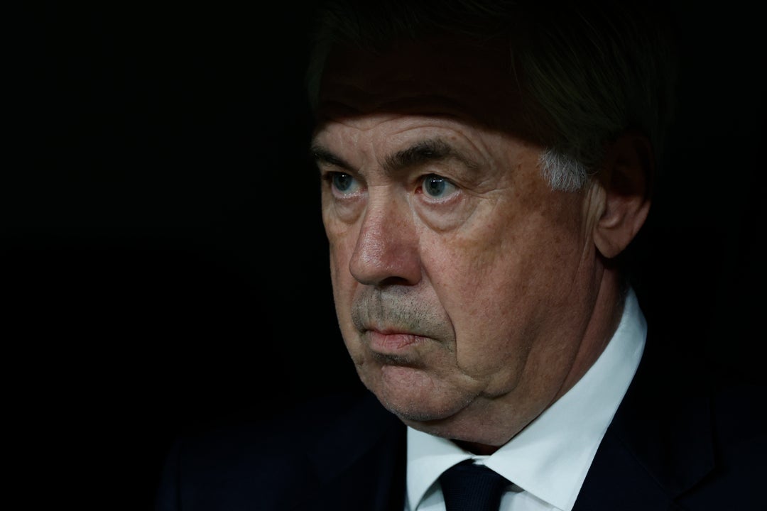 Ancelotti: "No me he visto fuera, en el Bernabéu todo puede pasar" Ancelotti: "No me he visto fuera, en el Bernabéu todo puede pasar"