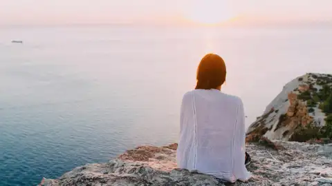 Moltes dones reben el diagnòstic d'autisme quan ja són adultes Moltes dones reben el diagnòstic d'autisme quan ja són adultes