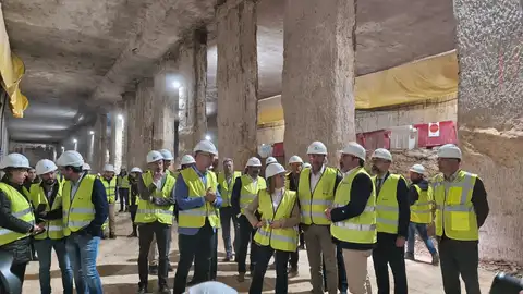 El Ministro ha visitado la evolución de los trabajos. El Ministro ha visitado la evolución de los trabajos.