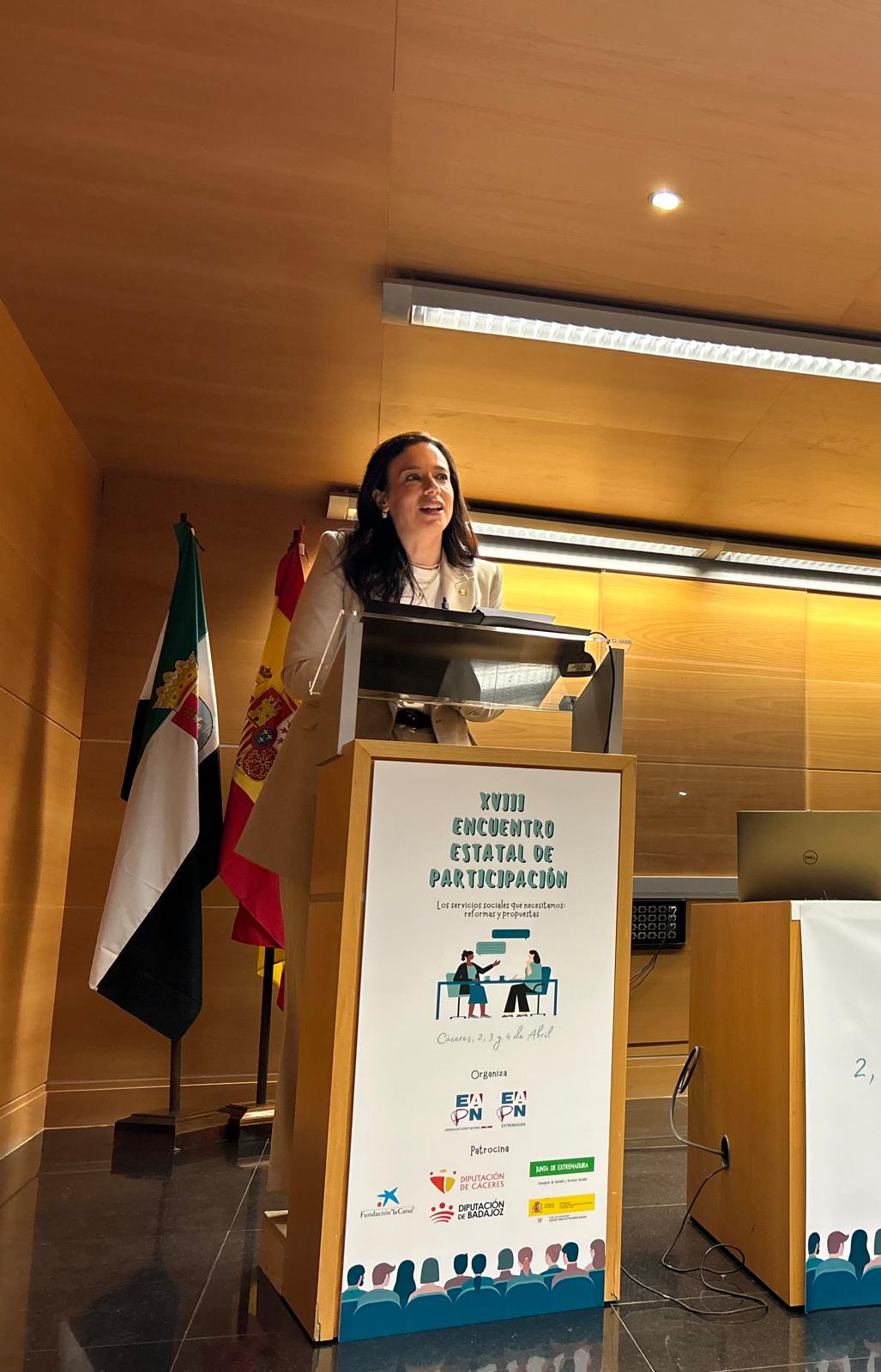 García Espada esgrime la reducción de la tasa AROPE en Extremadura como resultado de las políticas sociales de la Junta García Espada esgrime la reducción de la tasa AROPE en Extremadura como resultado de las políticas sociales de la Junta