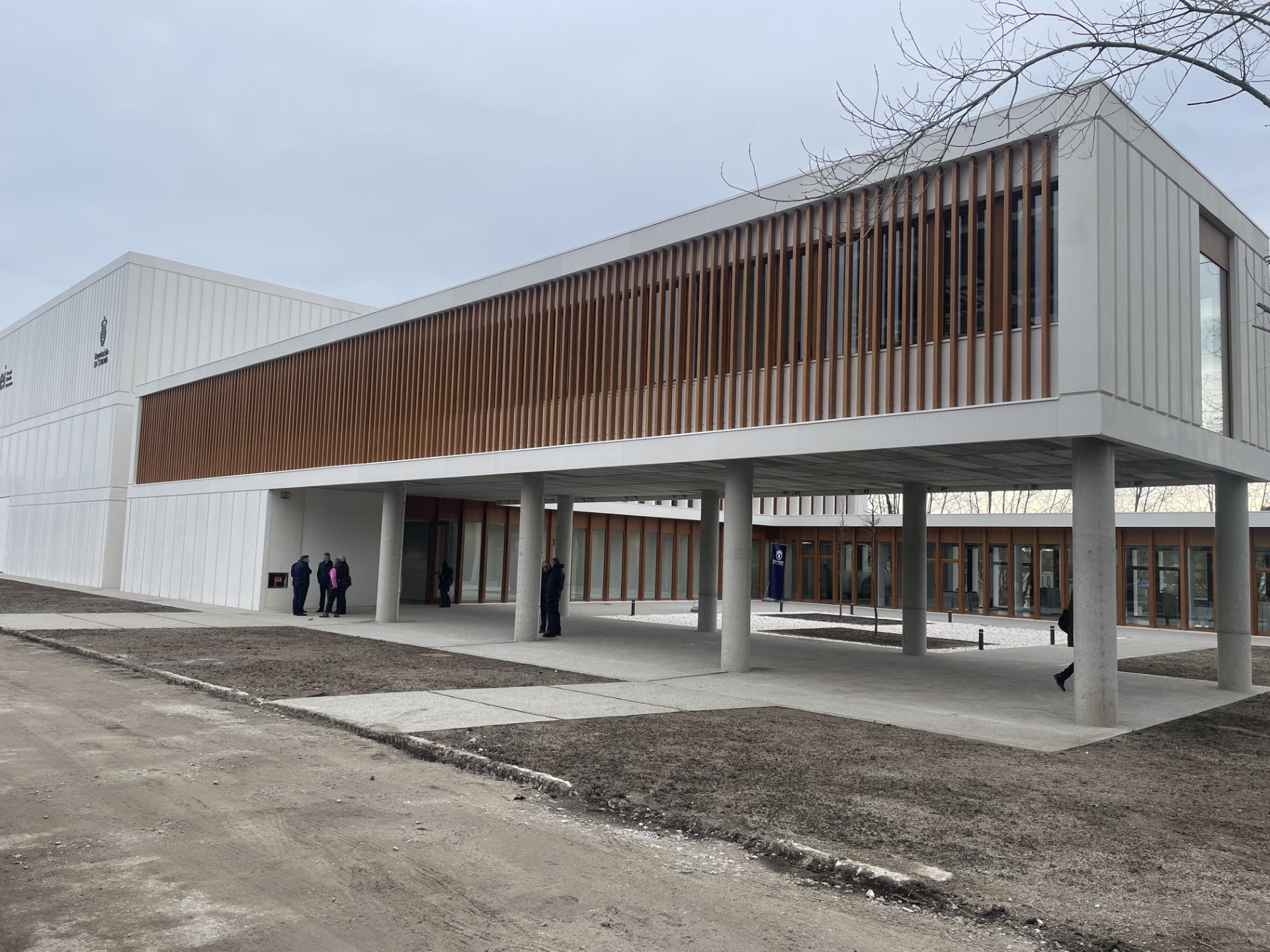 Ayuntamiento y UDC constituyen el consejo de administración de A Cidade das TIC Ayuntamiento y UDC constituyen el consejo de administración de A Cidade das TIC