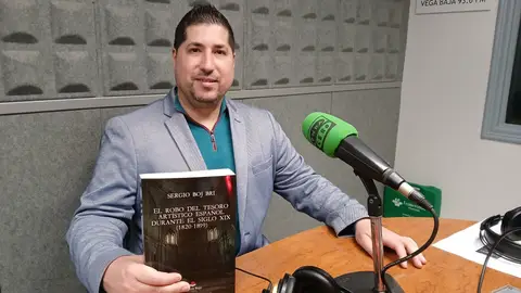 Sergio Boj presenta en Torrevieja 'El robo del tesoro artístico español durante el siglo XIX' Sergio Boj presenta en Torrevieja 'El robo del tesoro artístico español durante el siglo XIX'