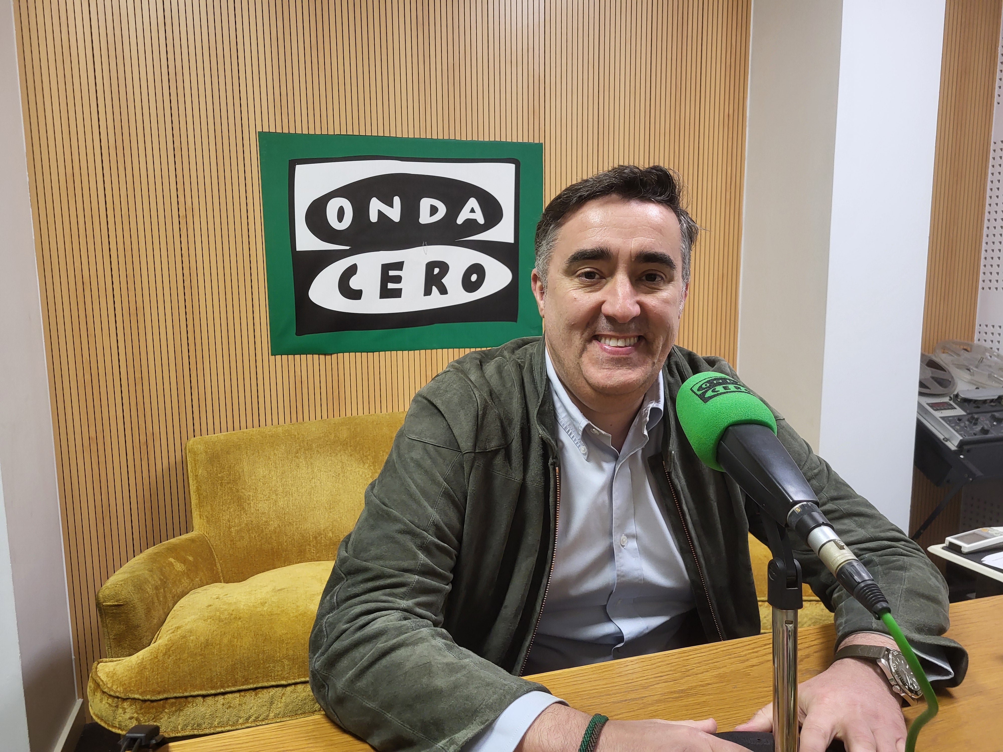Jorge Pumar: El Alcalde se siente cómodo con el campo embarrado". Jorge Pumar: El Alcalde se siente cómodo con el campo embarrado".