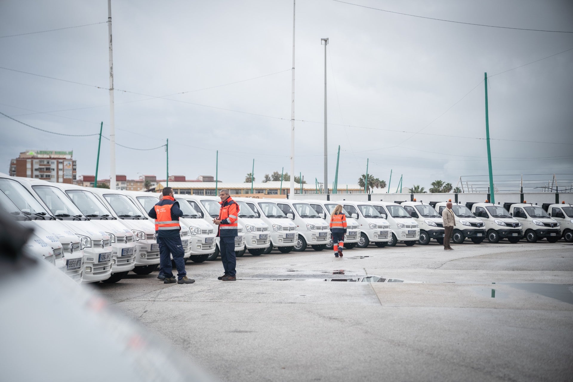 El Ayuntamiento de Málaga incorpora 32 nuevos vehículos a la flota de Limasam con una inversión de más de 876.000 euros El Ayuntamiento de Málaga incorpora 32 nuevos vehículos a la flota de Limasam con una inversión de más de 876.000 euros