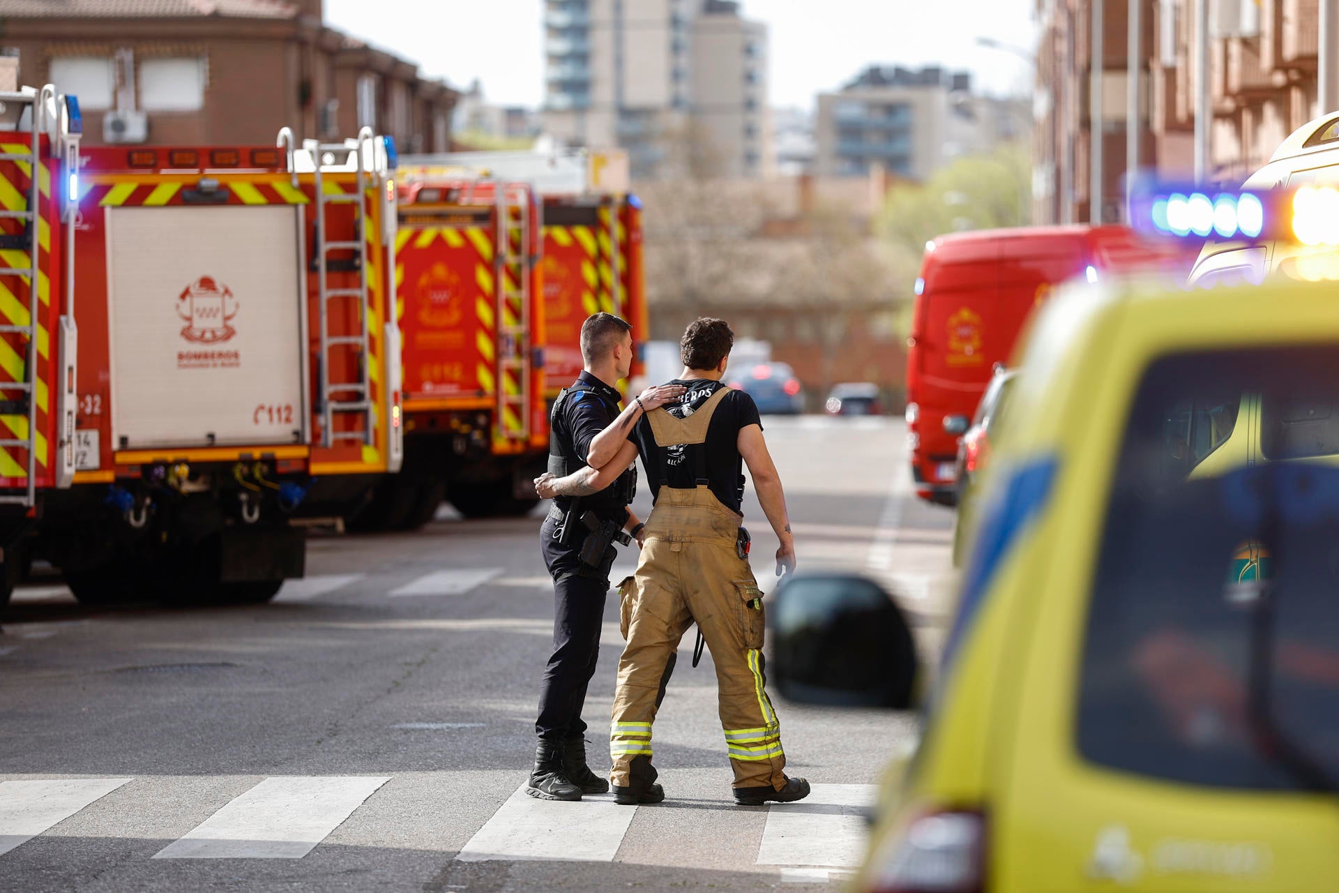 Todo lo que se sabe del incendio de Alcorcón: la causa del fuego por la que han muerto dos bomberos Todo lo que se sabe del incendio de Alcorcón: la causa del fuego por la que han muerto dos bomberos