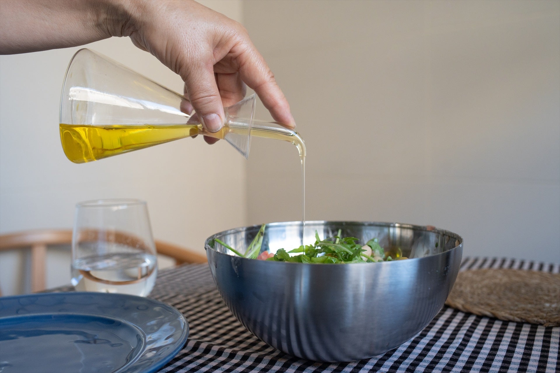 Por qué el aceite de oliva es el producto español más afectado por los aranceles de Trump Por qué el aceite de oliva es el producto español más afectado por los aranceles de Trump