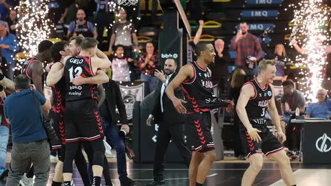 Bilbao estará en la final tras remontar 19 puntos en los 5 últimos minutos Bilbao estará en la final tras remontar 19 puntos en los 5 últimos minutos