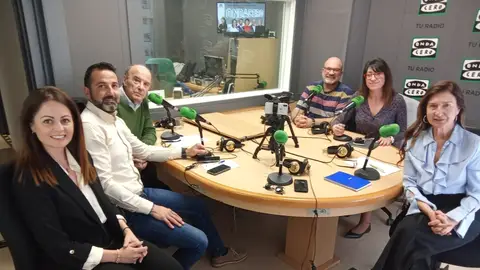 Inma Mora, Samuel Ruíz, José Ruíz, Felip Sánchez, Patricia Maciá y Mayte Vilaseca Inma Mora, Samuel Ruíz, José Ruíz, Felip Sánchez, Patricia Maciá y Mayte Vilaseca