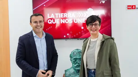 Gallardo presenta a Isabel Rodríguez la propuesta de Ley de Vivienda del PSOE extremeño Gallardo presenta a Isabel Rodríguez la propuesta de Ley de Vivienda del PSOE extremeño