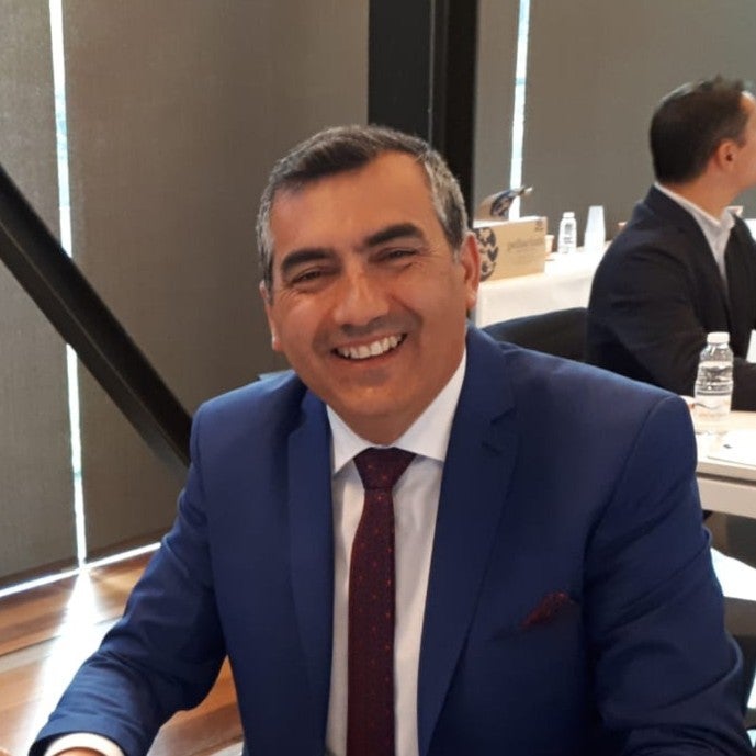 En Onda Cero Granada, hablamos con Isidro Moleón, presidente de la Asociación de Empresarios de Asegra En Onda Cero Granada, hablamos con Isidro Moleón, presidente de la Asociación de Empresarios de Asegra