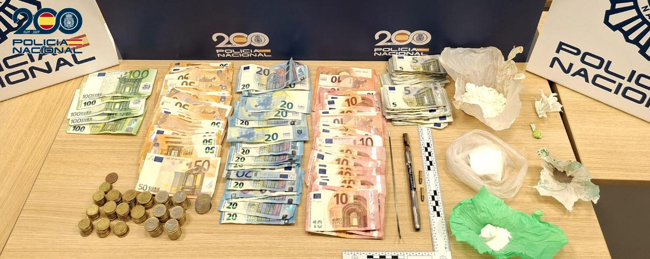 Detienen in fraganti a dos hombres durante una entrega de drogas en Puertollano Detienen in fraganti a dos hombres durante una entrega de drogas en Puertollano