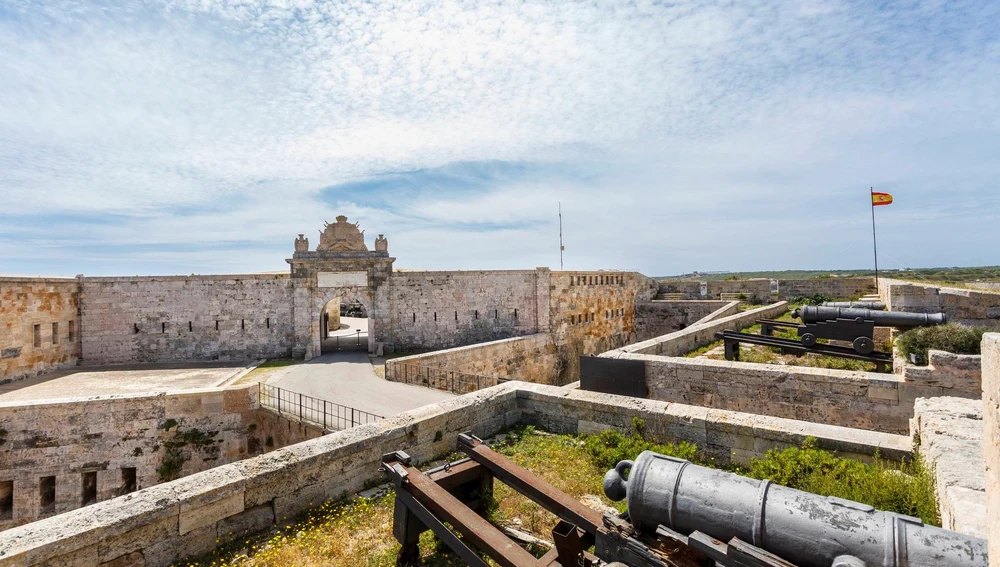 Imagen de la Fortaleza de La Mola en Maó. Imagen de la Fortaleza de La Mola en Maó.