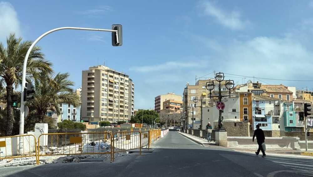 Rio Amadorio puente obra