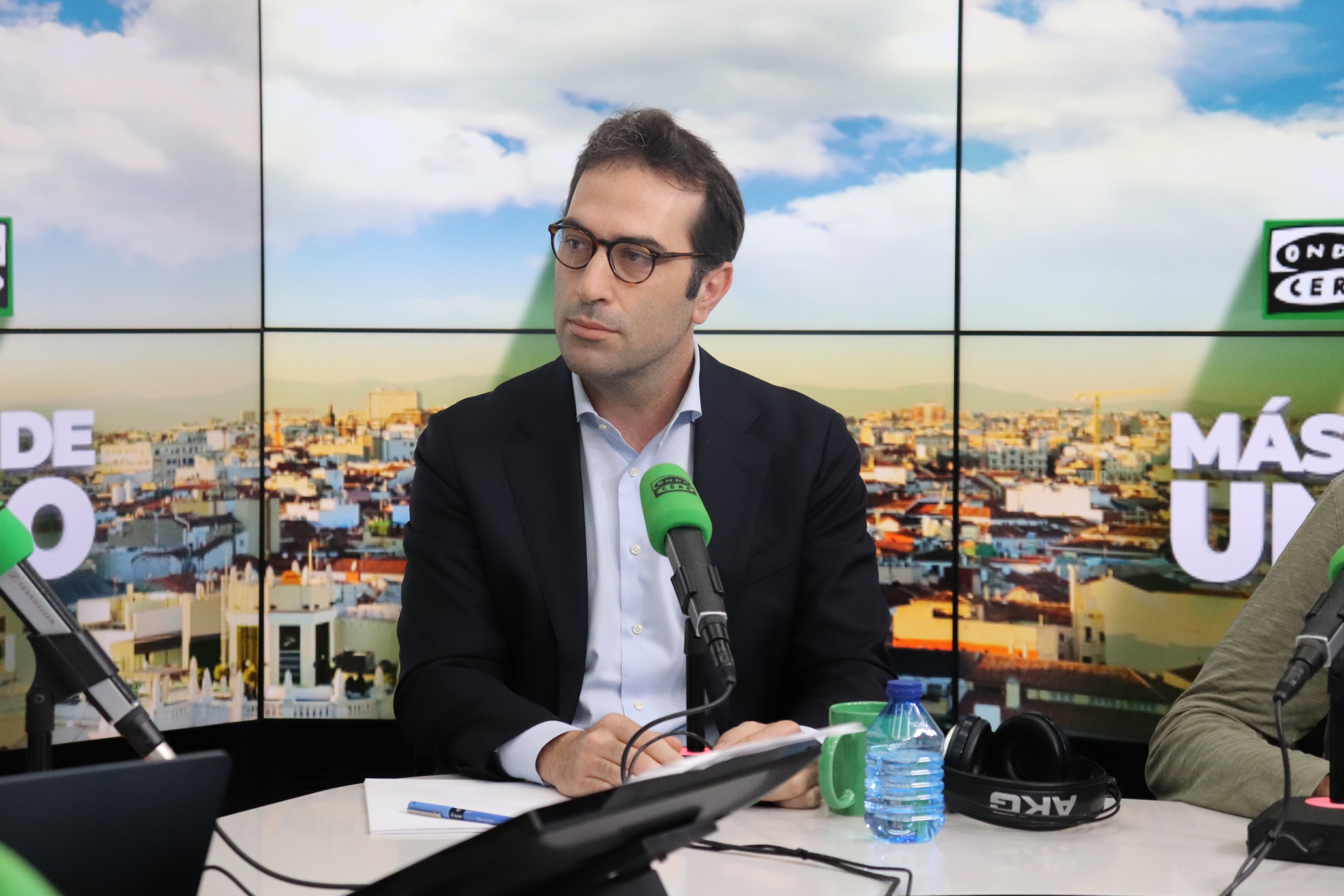 Carlos Cuerpo asegura que Europa tiene que responder a Trump: "Se han puesto medidas de guerra comercial" Carlos Cuerpo asegura que Europa tiene que responder a Trump: "Se han puesto medidas de guerra comercial"