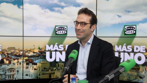 Carlos Cuerpo en Más de Uno Carlos Cuerpo en Más de Uno
