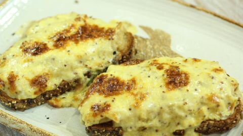 Tostada Gratinada "Bolo"