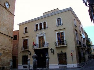 La moción de censura en Callosa de Segura desbancará de la alcaldía a Amparo Serrano, la primera alcaldesa del municipio La moción de censura en Callosa de Segura desbancará de la alcaldía a Amparo Serrano, la primera alcaldesa del municipio
