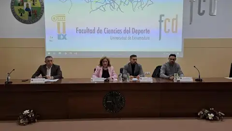 La Facultad de Ciencias del Deporte de la Universidad de Extremadura en Cáceres conmemora sus 30 años de historia La Facultad de Ciencias del Deporte de la Universidad de Extremadura en Cáceres conmemora sus 30 años de historia