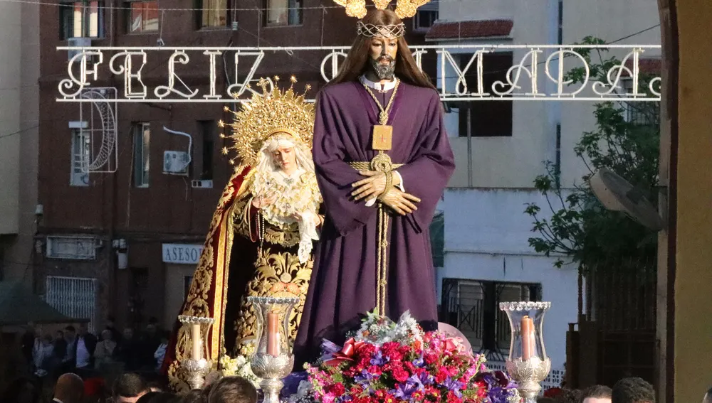 La procesión de la Hermandad de Medinazeli de Sutta  La procesión de la Hermandad de Medinazeli de Sutta