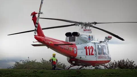 Helicóptero del 112 Cantabria Helicóptero del 112 Cantabria