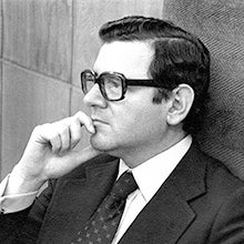 Fallece a los 90 años el extremeño Enrique Sánchez de León, ministro de Sanidad con el Gobierno de Adolfo Suárez Fallece a los 90 años el extremeño Enrique Sánchez de León, ministro de Sanidad con el Gobierno de Adolfo Suárez