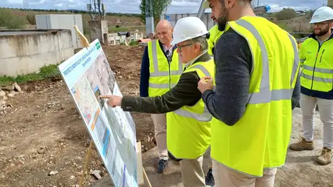 La Junta invierte 1,9 millones de euros en obras hidráulicas en las localidades de Trujillanos y Docenario La Junta invierte 1,9 millones de euros en obras hidráulicas en las localidades de Trujillanos y Docenario