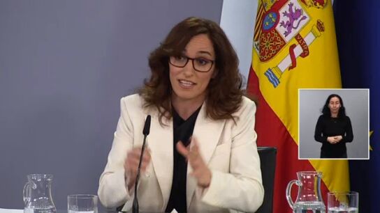 Sanidad descarta, de momento, tocar los copagos y propone aumentar las competencias de los farmac&eacute;uticos