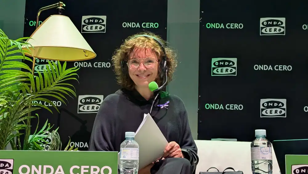 Begoña Gómez de la Fuente, durante el programa especial de Más de uno/ Verónica del Castillo Begoña Gómez de la Fuente, durante el programa especial de Más de uno/ Verónica del Castillo