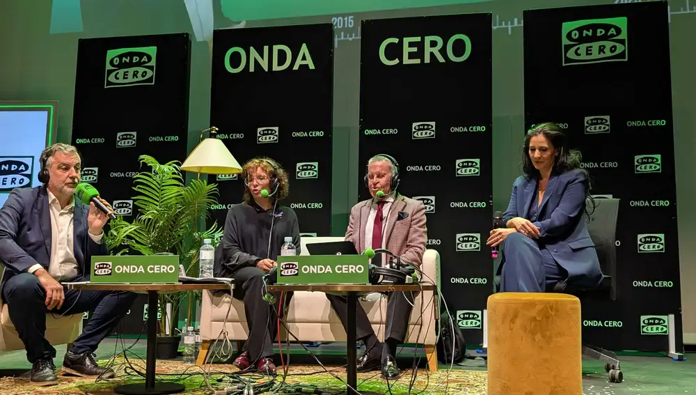 Carlos Alsina, Begoña Gómez de la Fuente, Josemi y Diana Navarro/ Verónica del Castillo Carlos Alsina, Begoña Gómez de la Fuente, Josemi y Diana Navarro/ Verónica del Castillo