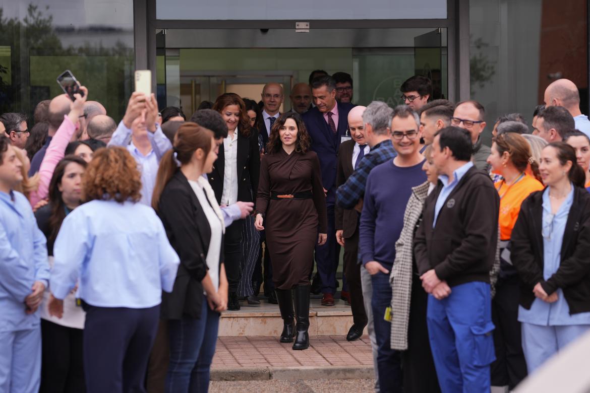 Ayuso ampliaría su mayoría y el PSOE se recuperaría como primer partido de la oposición en Madrid Ayuso ampliaría su mayoría y el PSOE se recuperaría como primer partido de la oposición en Madrid