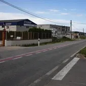 Carretera Albalat a su paso por elpolígono idustrial de Alzira Carretera Albalat a su paso por elpolígono idustrial de Alzira