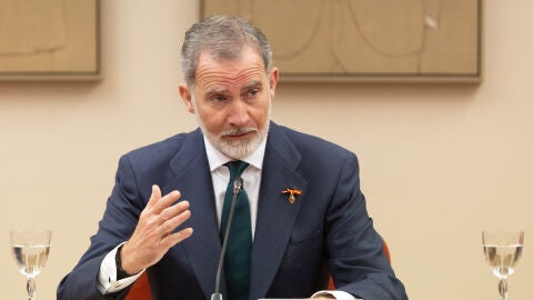 El Rey Felipe VI durante el acto conmemorativo por el ‘Día Internacional del Pueblo Gitano’ en el Congreso 