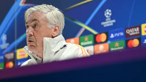 Ancelotti: "Si no pensara que vamos a ganar un título, estaría de vacaciones" Ancelotti: "Si no pensara que vamos a ganar un título, estaría de vacaciones"