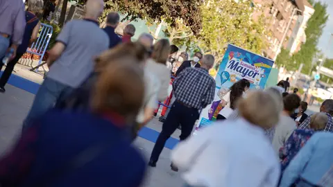 El perfil del mayor madrileño: tranquilo con su situación económica, amante de los viajes y en contra del retraso de la jubilación El perfil del mayor madrileño: tranquilo con su situación económica, amante de los viajes y en contra del retraso de la jubilación