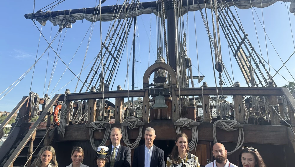 Visita al Galeón Andalucía en el Muelle Uno Visita al Galeón Andalucía en el Muelle Uno