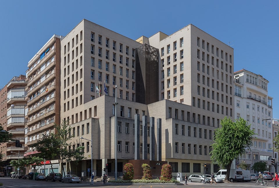 Los sindicatos docentes vuelven a concentrarse en la tarde de este miércoles frente a las delegaciones provinciales de educación Los sindicatos docentes vuelven a concentrarse en la tarde de este miércoles frente a las delegaciones provinciales de educación
