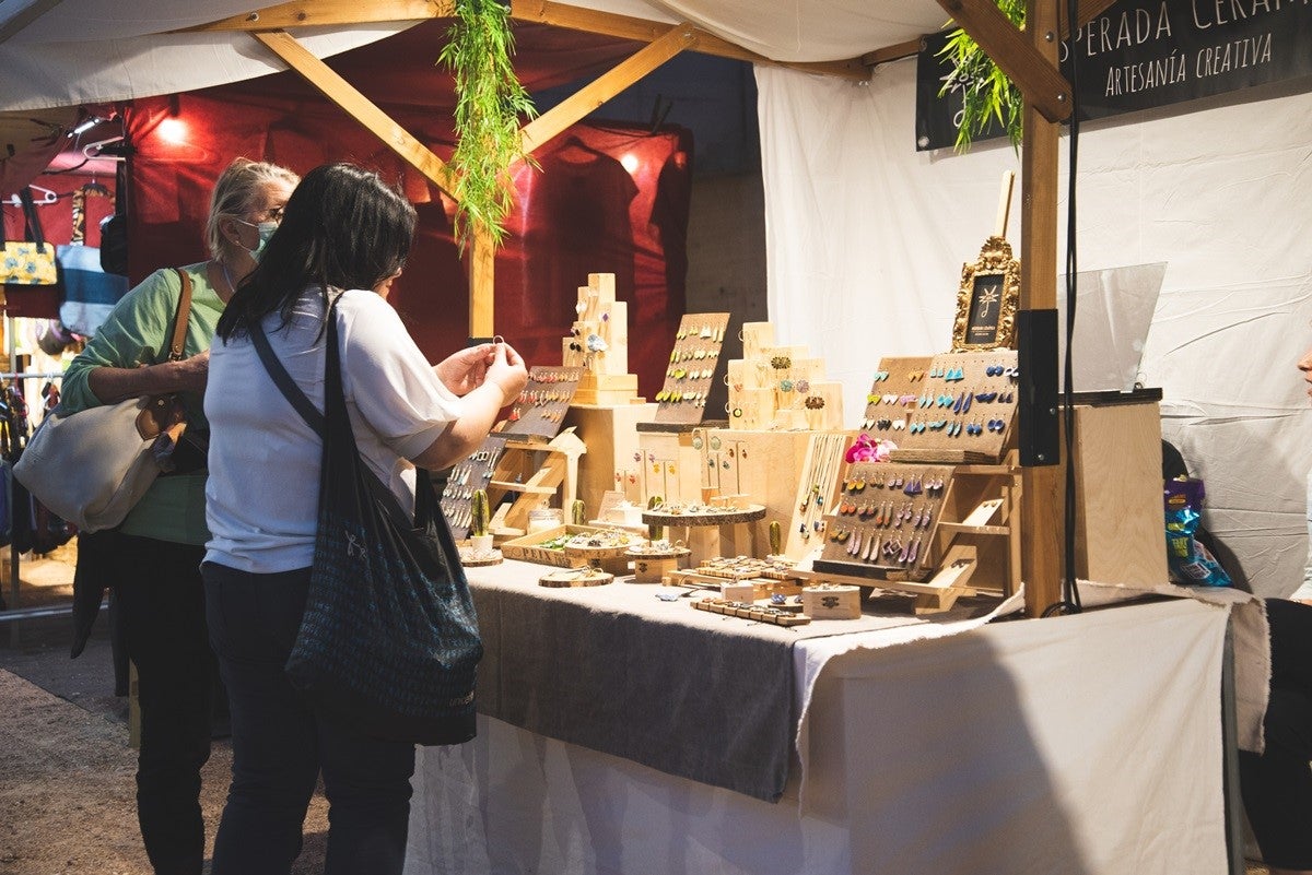 El Mercado de Artesanía se desarrollará desde el Jueves Santo al Domingo de Resurrección El Mercado de Artesanía se desarrollará desde el Jueves Santo al Domingo de Resurrección