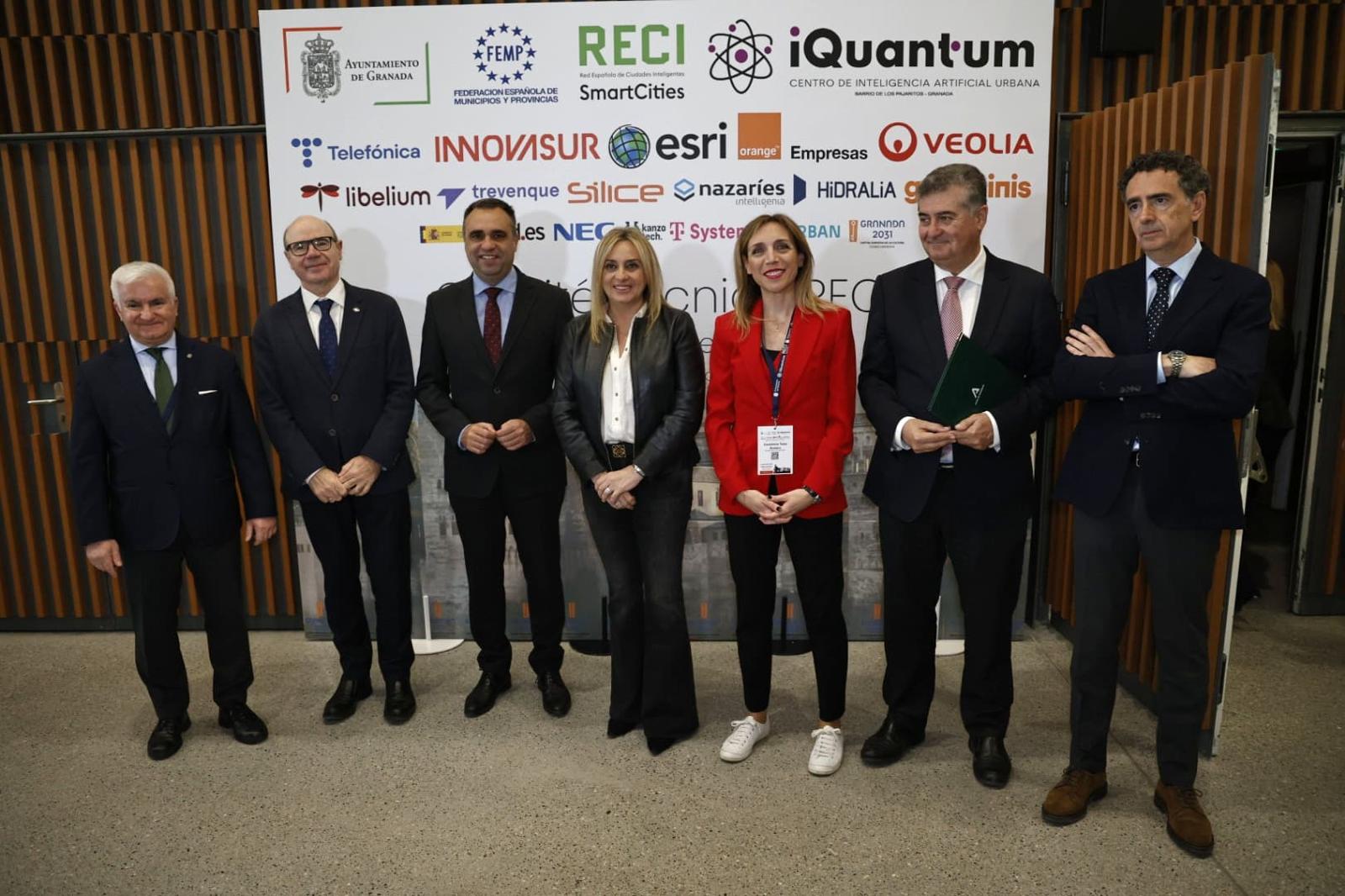 Marifrán Carazo inaugura el I Comité Técnico RECI 2025 en Granada, epicentro de la IA aplicada a ciudades inteligentes Marifrán Carazo inaugura el I Comité Técnico RECI 2025 en Granada, epicentro de la IA aplicada a ciudades inteligentes