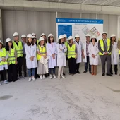 El Centro de Protonterapia de Galicia concluye el búnker que recibirá después del verano el equipo de tratamiento más avanzado contra el cáncer El Centro de Protonterapia de Galicia concluye el búnker que recibirá después del verano el equipo de tratamiento más avanzado contra el cáncer